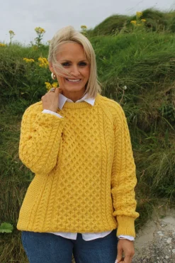 Aran Crew Neck Wool Sweater - Yellow