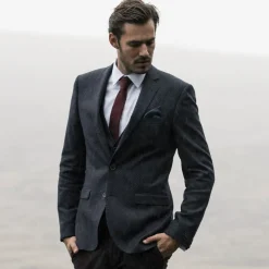 Magee | Geometric Design Tailored Fit Jacket-Navy