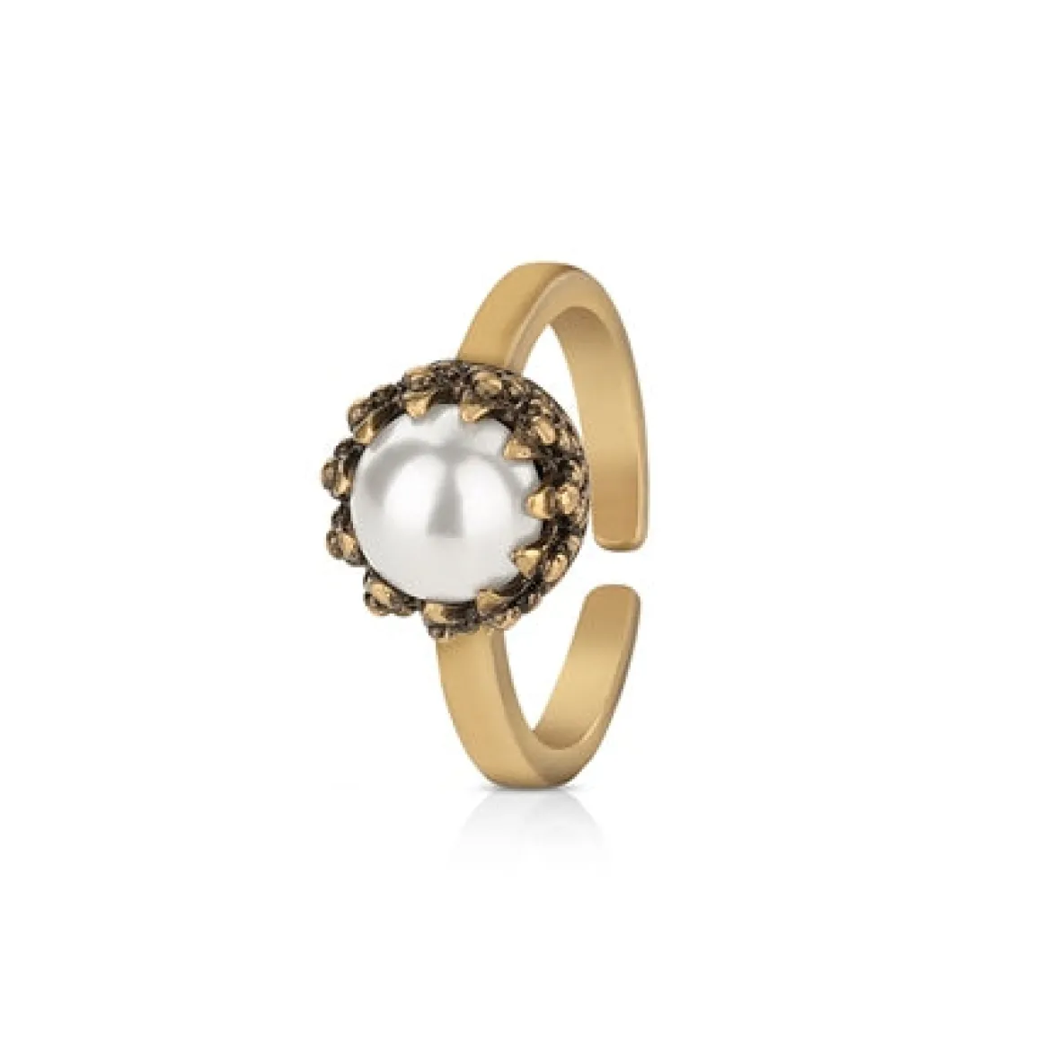 Newbridge Silverware | Ring with Pearl Setting