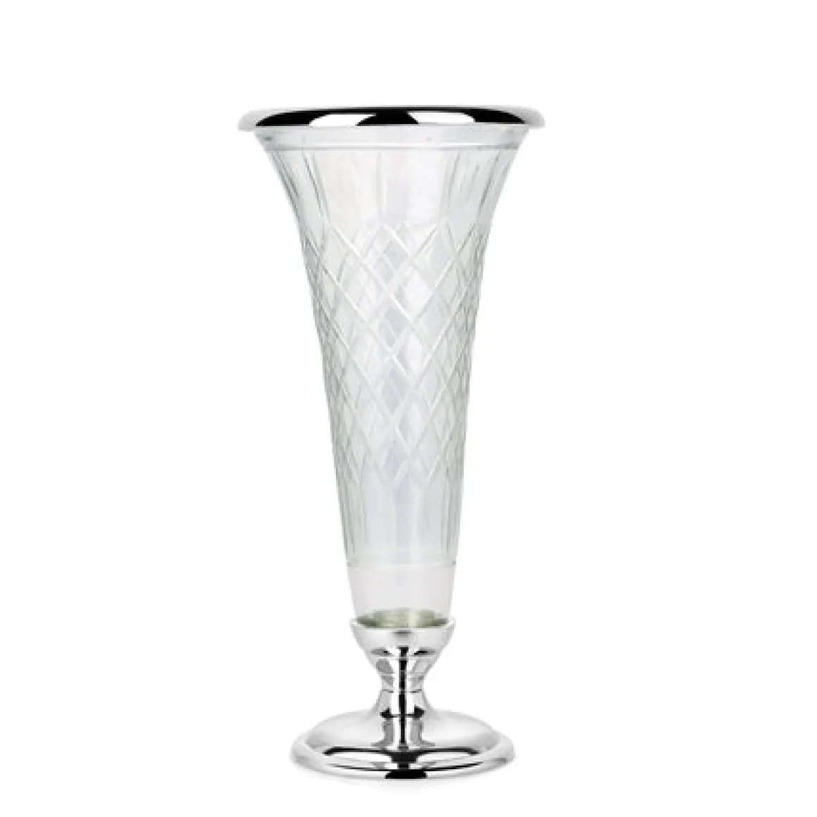 Newbridge Silverware Medium Cut Glass Vase