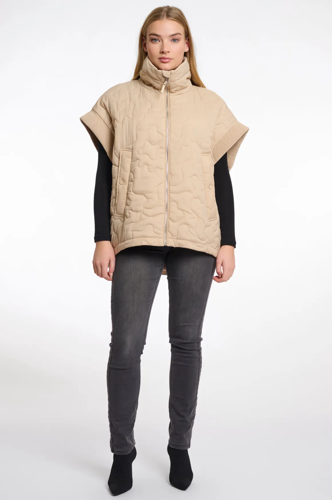 Rino & Pelle Caitlyn Quilted Cape - Light Oat
