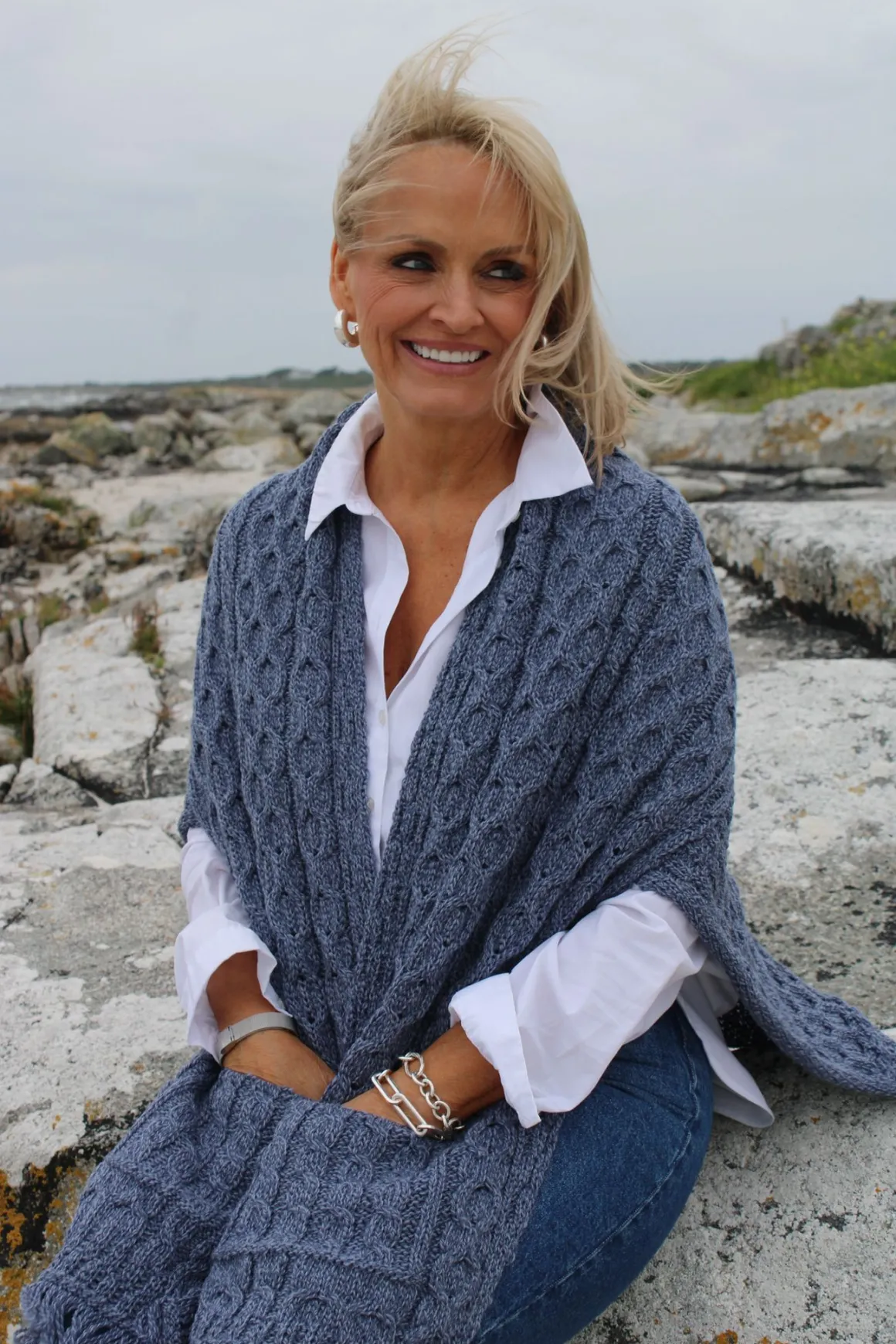 Wrap with pockets , Denim